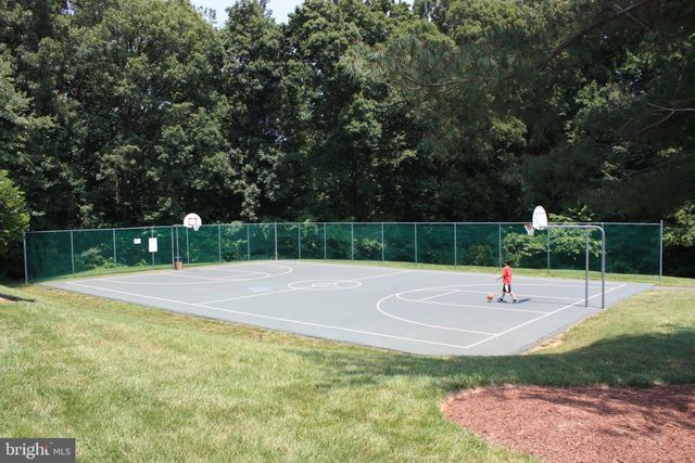 3762 CENTER WAY, Fairfax, VA 22033