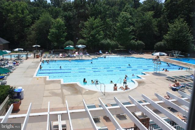 3762 CENTER WAY, Fairfax, VA 22033