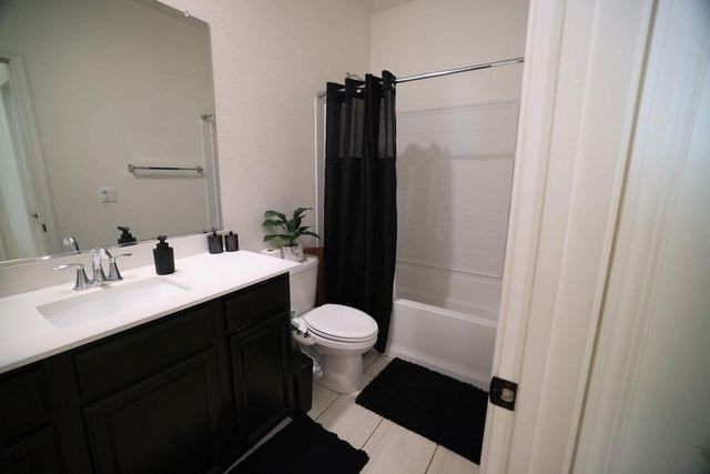 2583 Buzz Aldrin Way, Sacramento, CA 95834