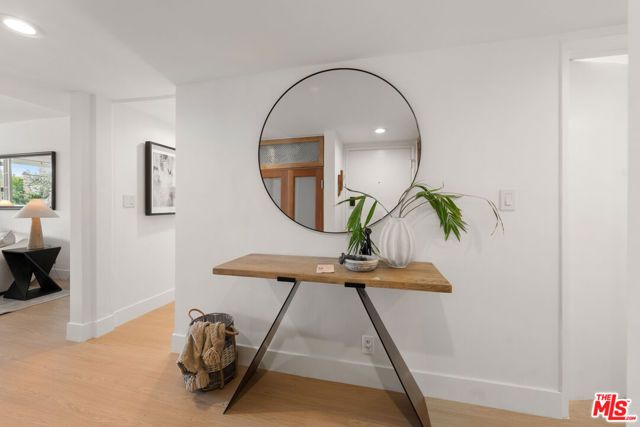 7309 E Franklin Avenue 404, Los Angeles, CA 90046