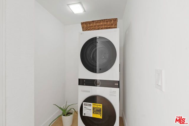 7309 E Franklin Avenue 404, Los Angeles, CA 90046