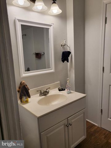 2032 E NORTH AVE, Baltimore, MD 21213