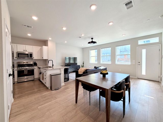 9015 Cattle Baron PATH 1803, Austin, TX 78747