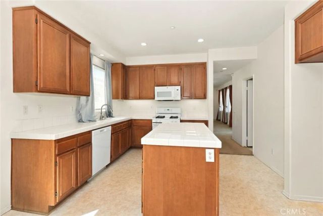 11079 Van Uffelen, Loma Linda, CA 92354