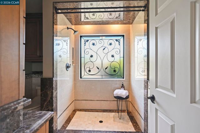 226A Nob Hill Drive, Walnut Creek, CA 94596