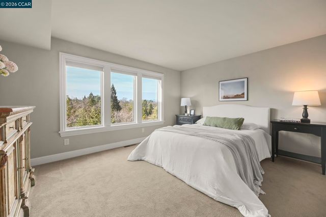 226A Nob Hill Drive, Walnut Creek, CA 94596