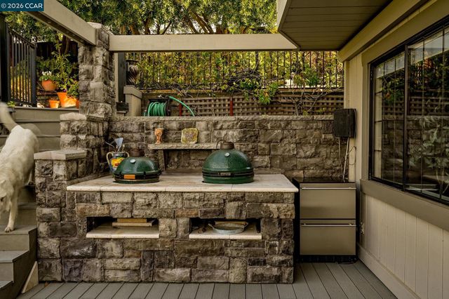 226A Nob Hill Drive, Walnut Creek, CA 94596