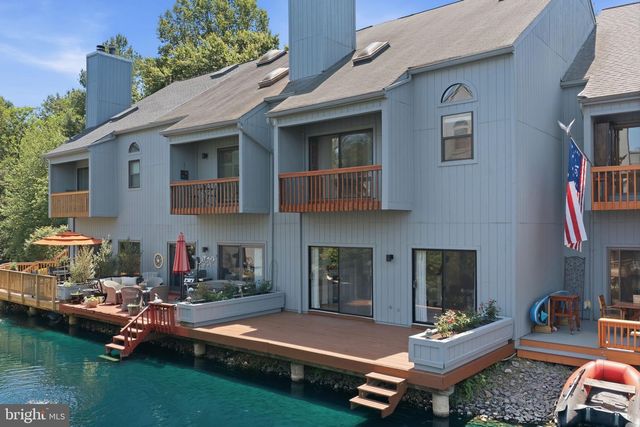 11124 GLADE DR, Reston, VA 20191