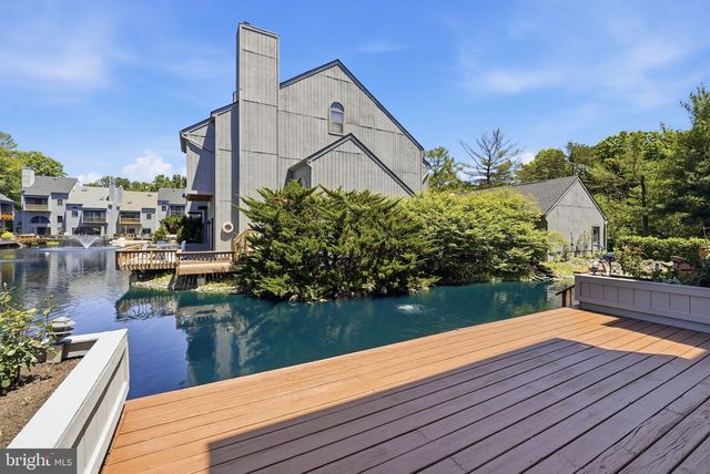 11124 GLADE DR, Reston, VA 20191