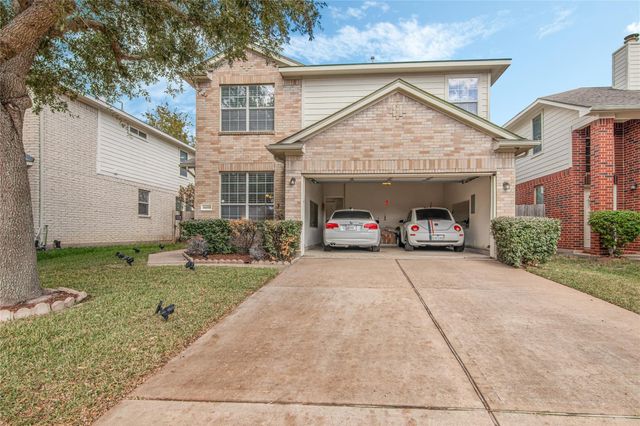 16418 Pademelon Drive, Sugar Land, TX 77498