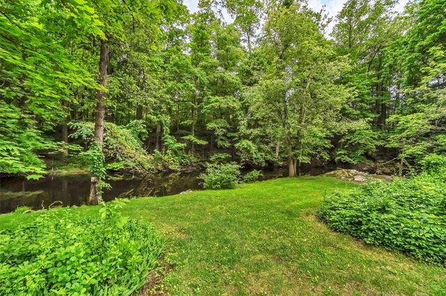 650 Peekskill Hollow Road, Putnam Valley, NY 10579