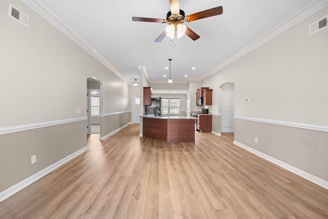 211 Daybreak Court, Wellford, SC 29385