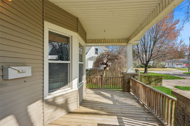 210 N 4th Street, Knoxville, IA 50138