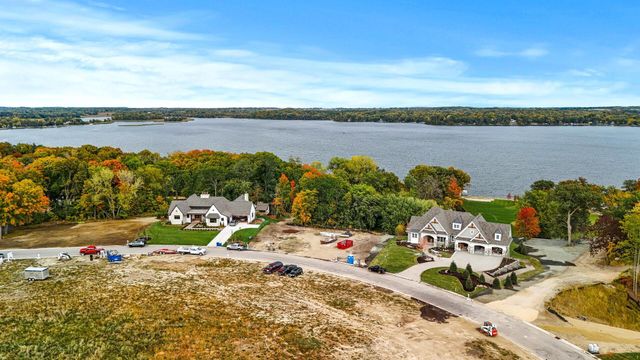 4946 Bridgevine Way, Independence, MN 55359