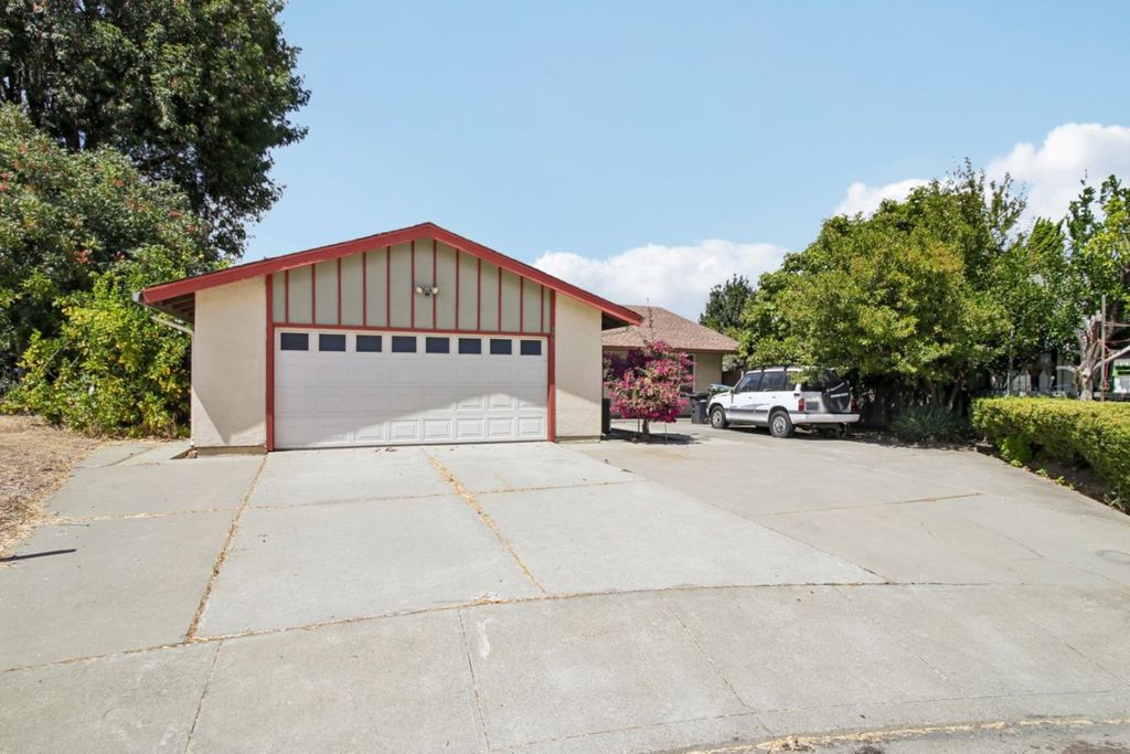 4967 Avenida De Angelina, Santa Clara, CA 95054