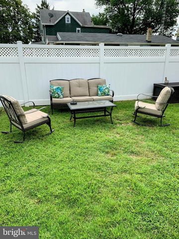 100 POPLAR AVE, Westville, NJ 08093