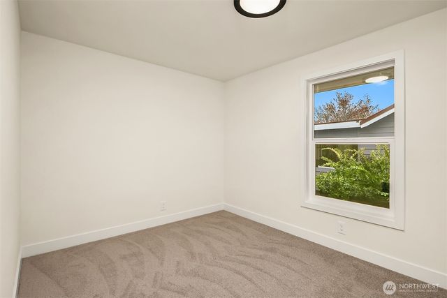 2032 NE 123rd Street, Seattle, WA 98125