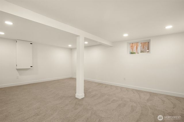 2032 NE 123rd Street, Seattle, WA 98125