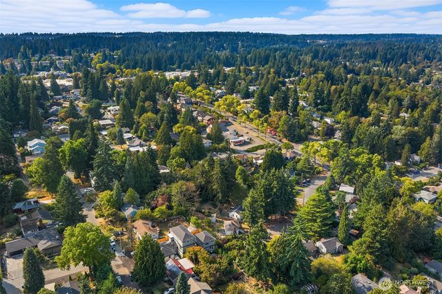 2032 NE 123rd Street, Seattle, WA 98125