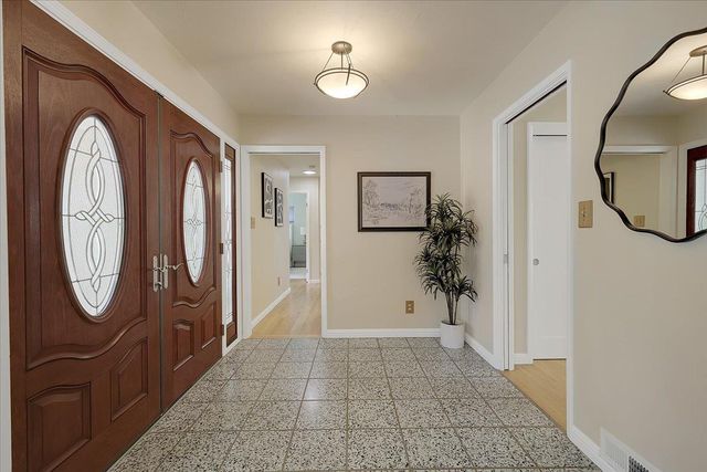 4201 Loazell Ct, Sacramento, CA 95864