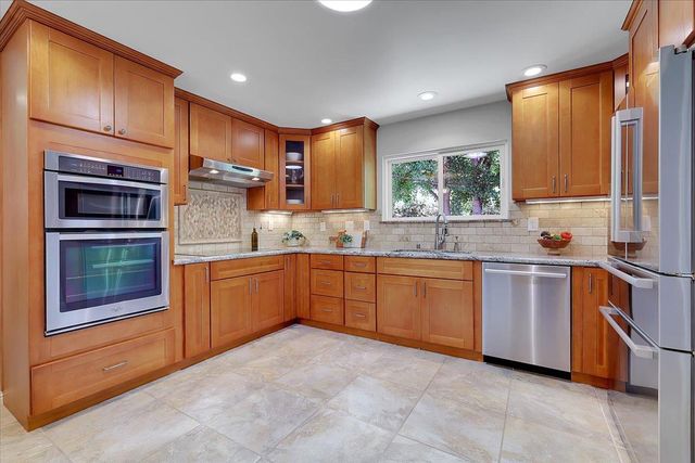4201 Loazell Ct, Sacramento, CA 95864