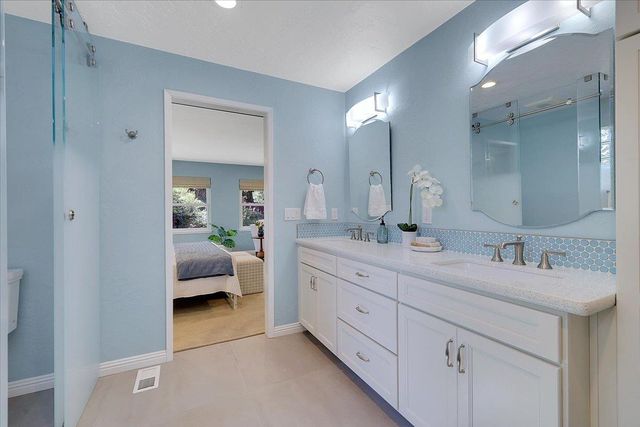 4201 Loazell Ct, Sacramento, CA 95864