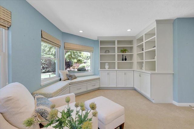 4201 Loazell Ct, Sacramento, CA 95864