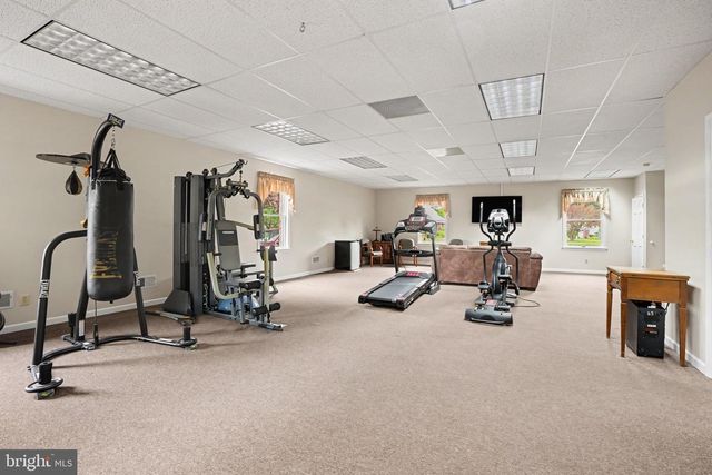924 W TRINDLE ROAD, Mechanicsburg, PA 17055