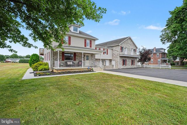 924 W TRINDLE ROAD, Mechanicsburg, PA 17055