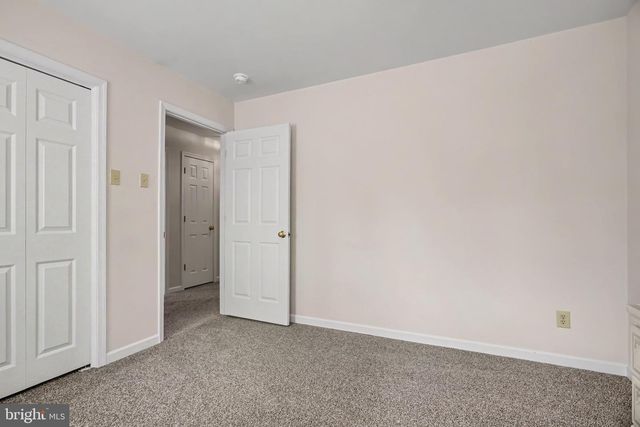 924 W TRINDLE ROAD, Mechanicsburg, PA 17055