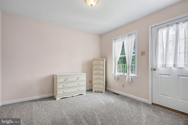 924 W TRINDLE ROAD, Mechanicsburg, PA 17055