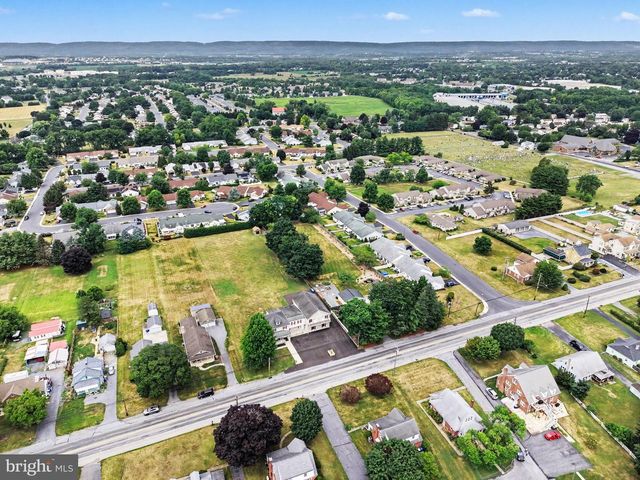 924 W TRINDLE ROAD, Mechanicsburg, PA 17055