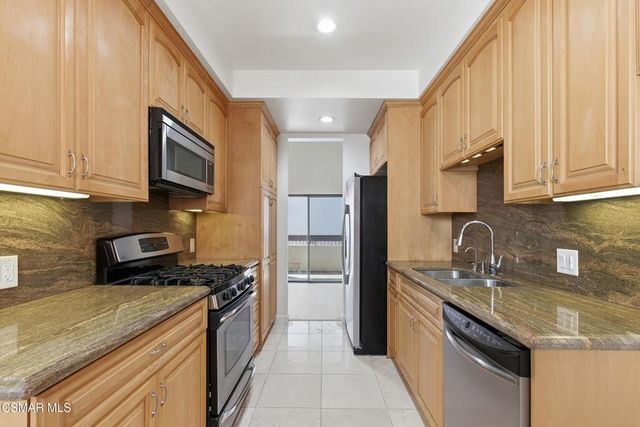 1200 Valley View Road 304, Glendale, CA 91202