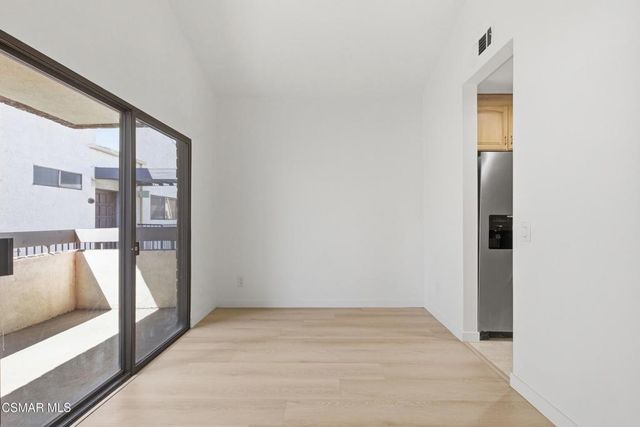 1200 Valley View Road 304, Glendale, CA 91202