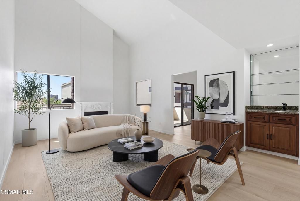 1200 Valley View Road 304, Glendale, CA 91202