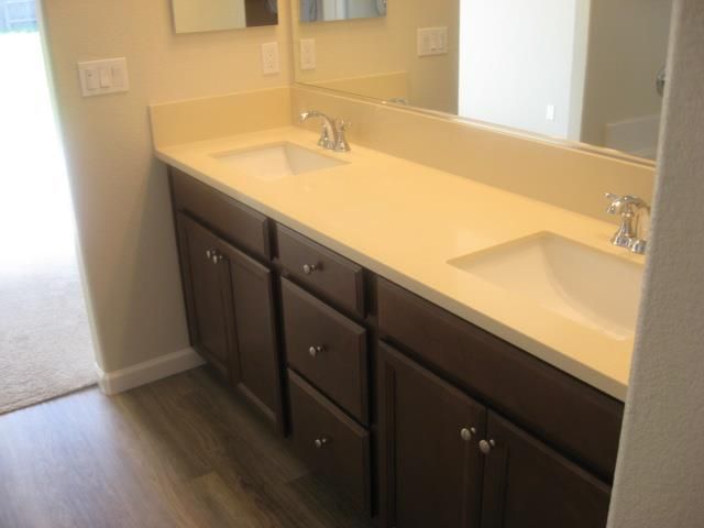 1810 St Croix Ct, Plumas Lake, CA 95961