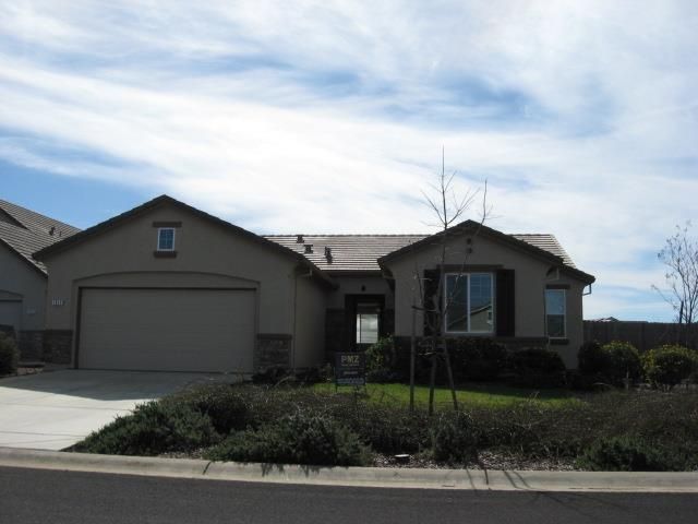 1810 St Croix Ct, Plumas Lake, CA 95961
