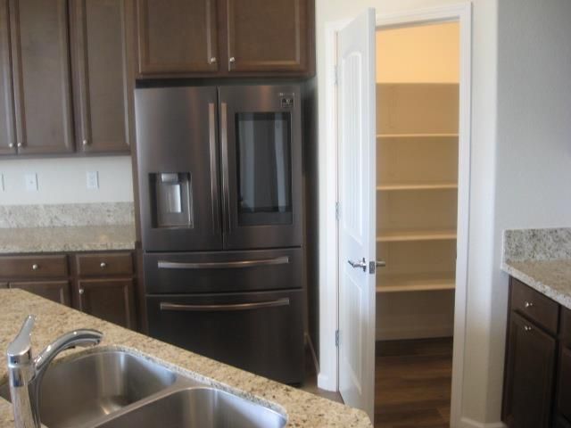 1810 St Croix Ct, Plumas Lake, CA 95961