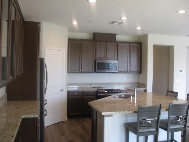 1810 St Croix Ct, Plumas Lake, CA 95961