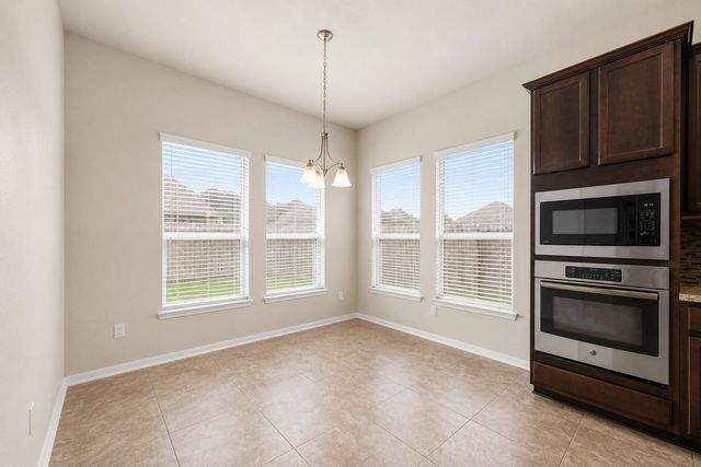 4329 S Meridian Greens Drive, Dickinson, TX 77539