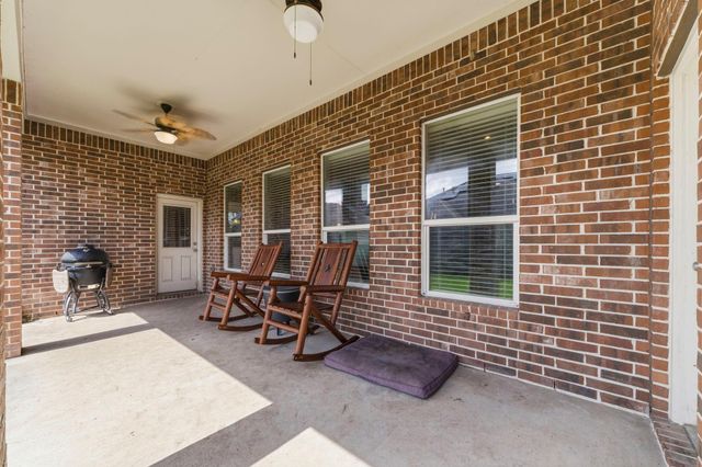 4329 S Meridian Greens Drive, Dickinson, TX 77539