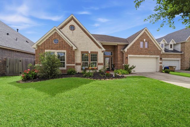 4329 S Meridian Greens Drive, Dickinson, TX 77539