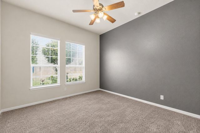 4329 S Meridian Greens Drive, Dickinson, TX 77539