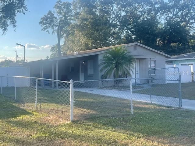 4318 BERKLEY DRIVE, Tampa, FL 33610