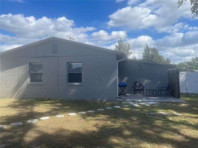 4318 BERKLEY DRIVE, Tampa, FL 33610