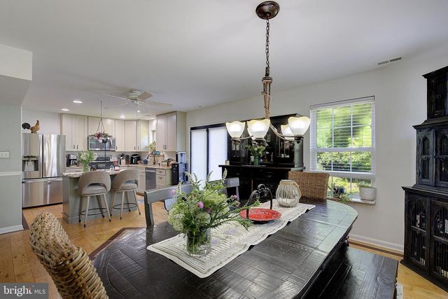 4951 BONNIEWOOD DR, Shady Side, MD 20764