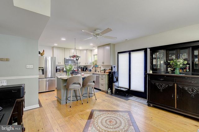 4951 BONNIEWOOD DR, Shady Side, MD 20764