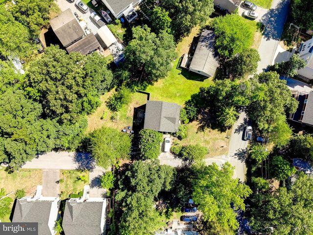 4951 BONNIEWOOD DR, Shady Side, MD 20764