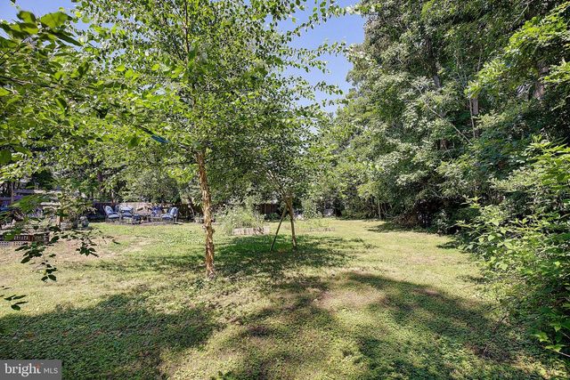 4951 BONNIEWOOD DR, Shady Side, MD 20764