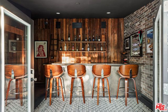 5831 Elba Place, Woodland Hills (los Angeles), CA 91367